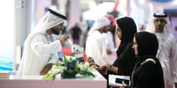 Dubai Sets First-Ever Minimum Wage for Emirati Private-Sector Workers